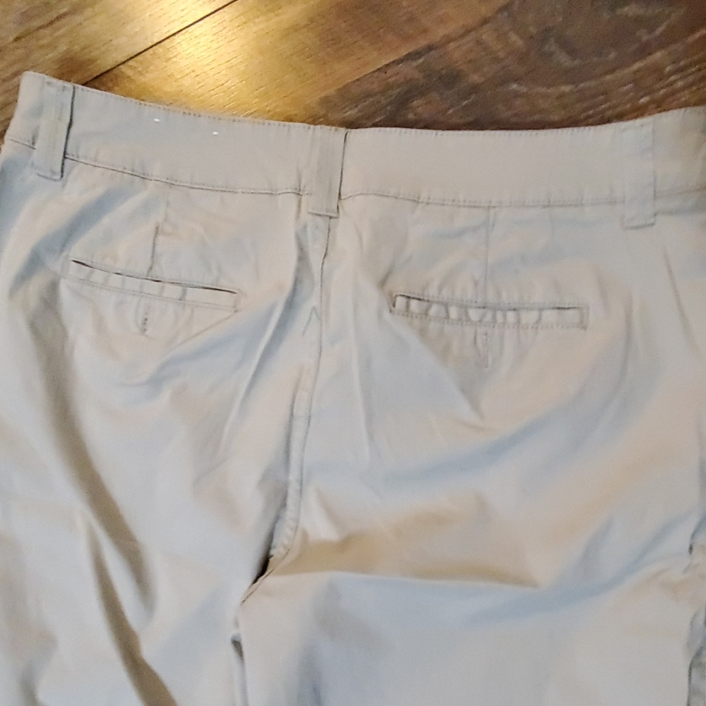 Capris - Picture 2 of 2